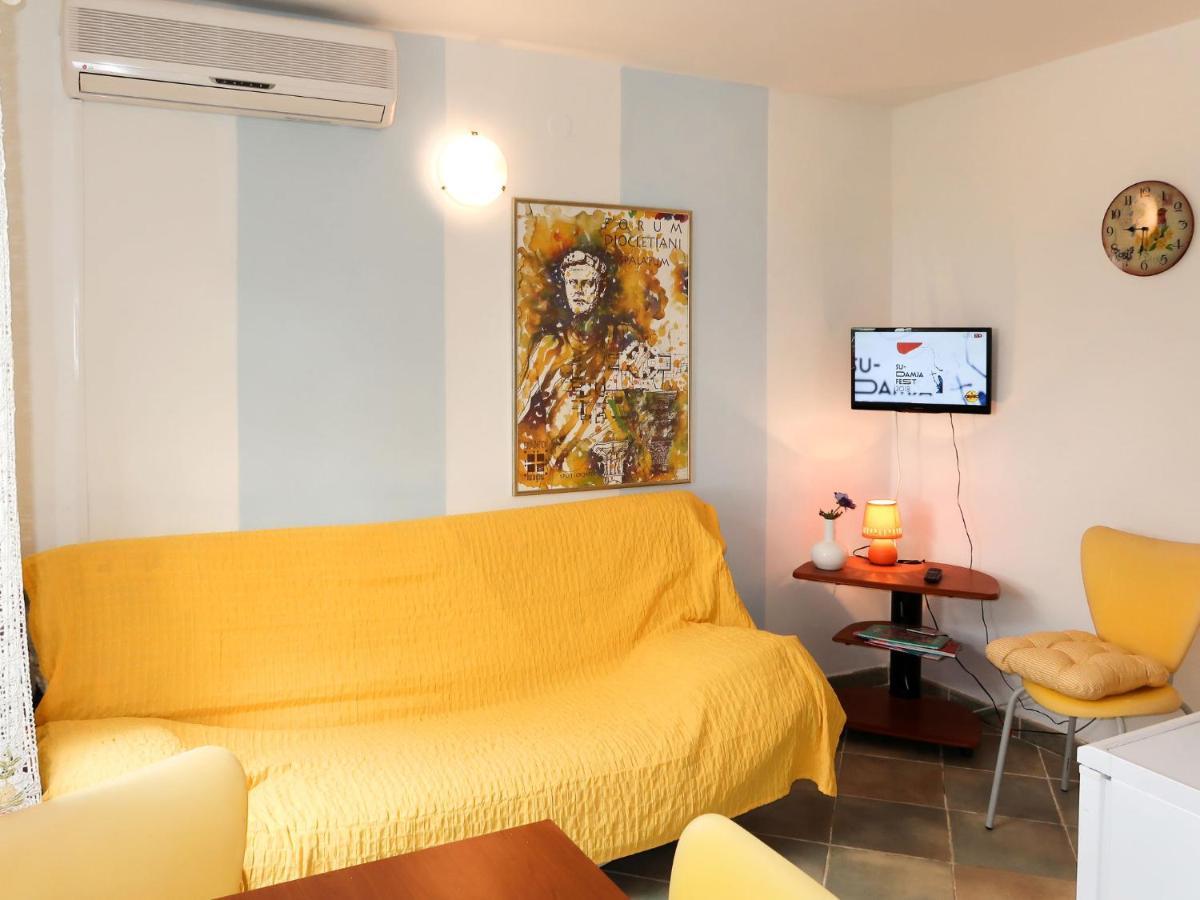 סומרטין Holiday Home Garden Apartment - Brc650 By Interhome מראה חיצוני תמונה